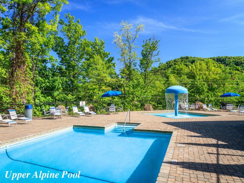 Lovers Hideaway Villa Gatlinburg Exterior photo